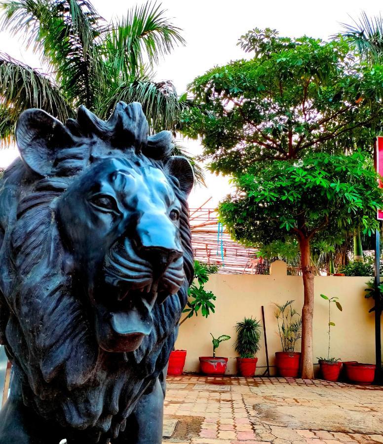 Hotel Karan Vilas Agra  Exterior photo